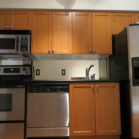 Financial District Furnished Apartment Toronto Szoba fotó