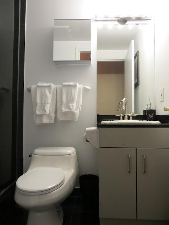 Financial District Furnished Apartment Toronto Szoba fotó